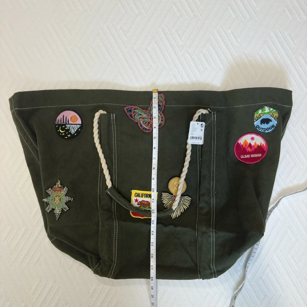 Free People Sea Serpent Weekender Tote Bag Olive Green Canvas NWT $128 - Picture 6 of 14